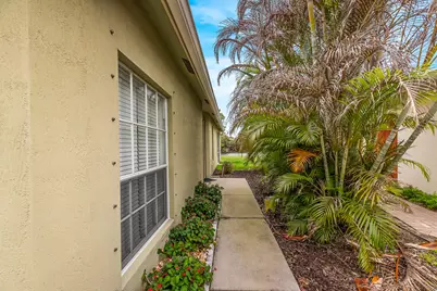 9866 SW Eastbrook Circle, Port Saint Lucie, FL 34987 - Photo 2