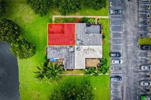 1524 Forest Lakes Cir, West Palm Beach, FL 33406 - Photo 8