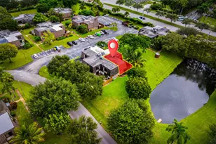 1524 Forest Lakes Cir, West Palm Beach, FL 33406 - Photo 10