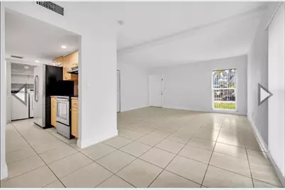 7903 NW 73rd Avenue, Tamarac, FL 33321 - Photo 4