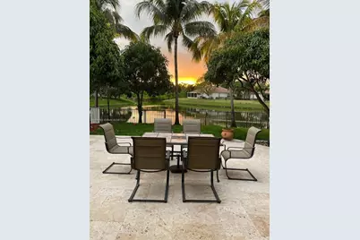 1776 NW 78th Avenue, Pembroke Pines, FL 33024 - Photo 30