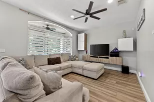 1776 NW 78th Ave, Pembroke Pines, FL 33024 - Photo 2