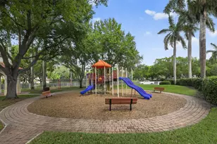 1776 NW 78th Ave, Pembroke Pines, FL 33024 - Photo 28