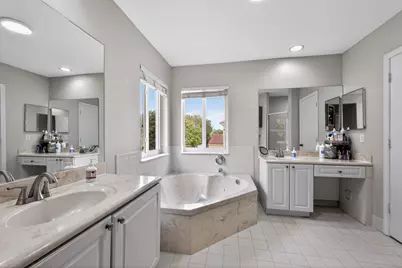 1776 NW 78th Avenue, Pembroke Pines, FL 33024 - Photo 14