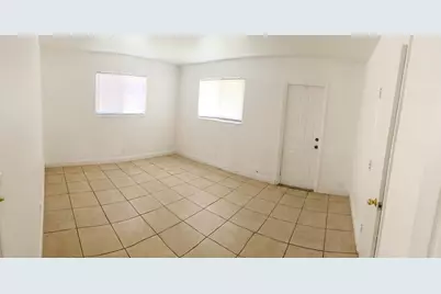 5701 NW 15th Street, Lauderhill, FL 33313 - Photo 8