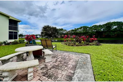 27 Sheffield B, West Palm Beach, FL 33417 - Photo 12