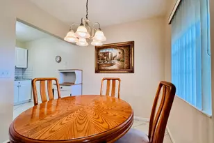 27 Sheffield B, West Palm Beach, FL 33417 - Photo 4