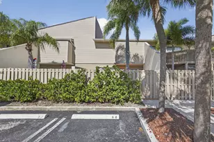 612 Executive Center Dr, West Palm Beach, FL 33401 - Photo 1