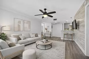 612 Executive Center Dr, West Palm Beach, FL 33401 - Photo 2