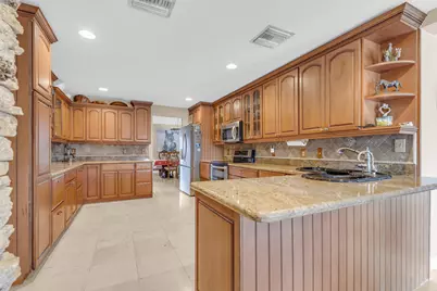 12731 NW 1st Street, Plantation, FL 33325 - Photo 16