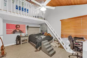 12731 NW 1st St, Plantation, FL 33325 - Photo 32