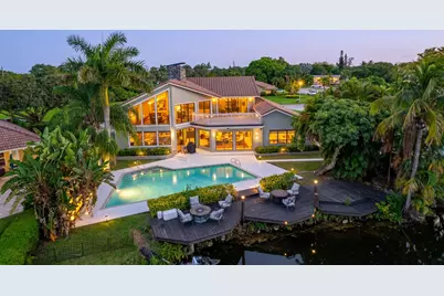 12731 NW 1st Street, Plantation, FL 33325 - Photo 2