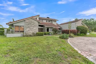 12731 NW 1st St, Plantation, FL 33325 - Photo 2