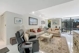 3705 Bridgewood Dr, Boca Raton, FL 33434 - Photo 8