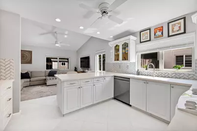 15541 Dover Court, Davie, FL 33331 - Photo 12