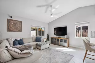 15541 Dover Ct, Davie, FL 33331 - Photo 6