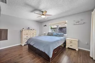 15541 Dover Ct, Davie, FL 33331 - Photo 16