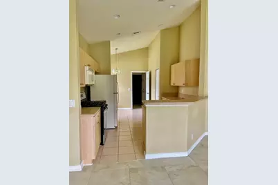 185 NW Willow Grove Avenue, Port Saint Lucie, FL 34986 - Photo 10