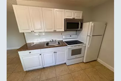 1119 NW 6th Avenue #5, Pompano Beach, FL 33060 - Photo 6