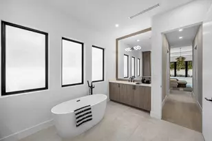 250 NE 16th St, Delray Beach, FL 33444 - Photo 46