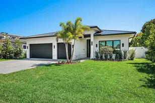250 NE 16th St, Delray Beach, FL 33444 - Photo 2