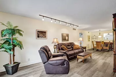 1033 Ainslie C, Boca Raton, FL 33434 - Photo 18