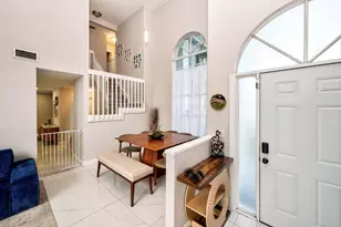 621 Lakeshore Terrace, Davie, FL 33325 - Photo 4