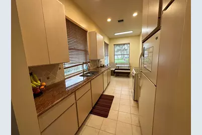 7461 SE Autumn Lane, Hobe Sound, FL 33455 - Photo 2