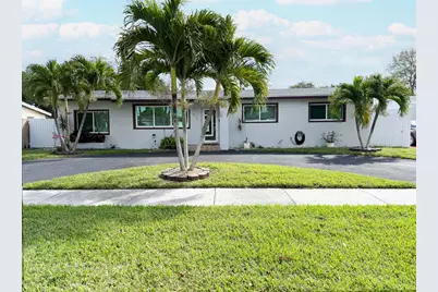 19731 NW 4th Avenue, Miami Gardens, FL 33169 - Photo 2
