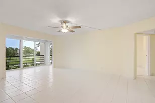3810 Via Poinciana, Greenacres, FL 33467 - Photo 4