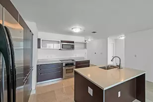 1900 N Bayshore Dr, Miami, FL 33132 - Photo 6