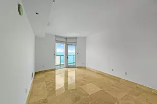 1900 N Bayshore Dr, Miami, FL 33132 - Photo 4