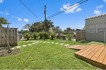 701 Palmetto Street, West Palm Beach, FL 33405 - Photo 26