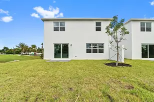 6365 Tenor Dr, West Palm Beach, FL 33413 - Photo 4