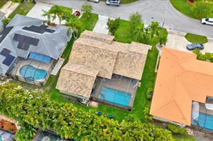 4885 NW 50th St, Coconut Creek, FL 33073 - Photo 38