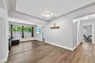 2898 SE 1st Pl, Boynton Beach, FL 33435 - Photo 8