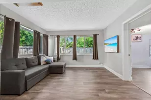 2898 SE 1st Pl, Boynton Beach, FL 33435 - Photo 4