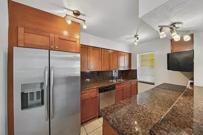 51 NE 24th Street #4, Wilton Manors, FL 33305 - Photo 2