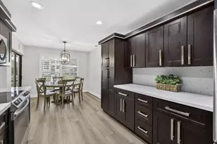 13655 Barberry Dr, Wellington, FL 33414 - Photo 16