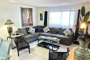 515 S Crescent Dr, Hollywood, FL 33021 - Photo 1