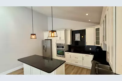 5138 Woodruff Lane, Palm Beach Gardens, FL 33418 - Photo 2