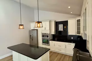 5138 Woodruff Ln, Palm Beach Gardens, FL 33418 - Photo 2
