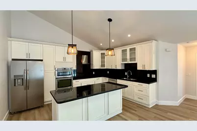 5138 Woodruff Lane, Palm Beach Gardens, FL 33418 - Photo 2