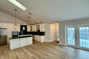 5138 Woodruff Ln, Palm Beach Gardens, FL 33418 - Photo 6