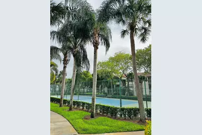 540 S Park Road, Hollywood, FL 33021 - Photo 8