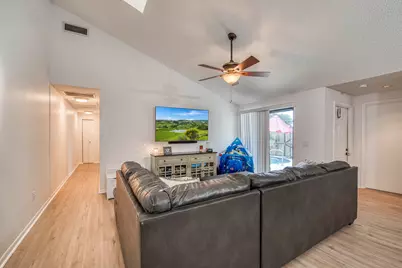 5489 Eagle Lake Drive, Palm Beach Gardens, FL 33418 - Photo 8