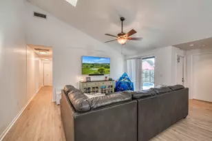 5489 Eagle Lake Dr, Palm Beach Gardens, FL 33418 - Photo 8