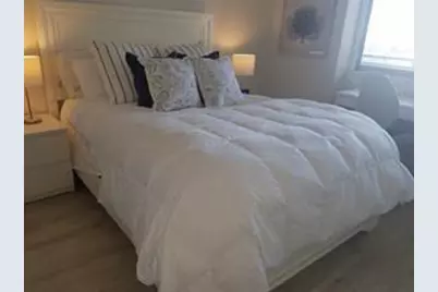 16385 Biscayne Boulevard #1018, North Miami Beach, FL 33160 - Photo 4