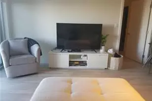 16385 Biscayne Blvd, North Miami Beach, FL 33160 - Photo 8