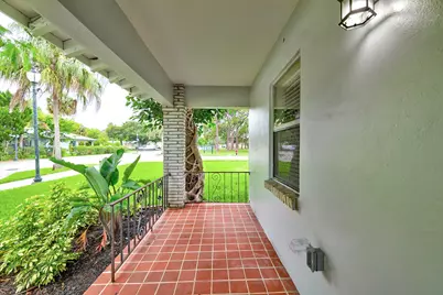 127 S 10th Street, Fort Pierce, FL 34950 - Photo 6